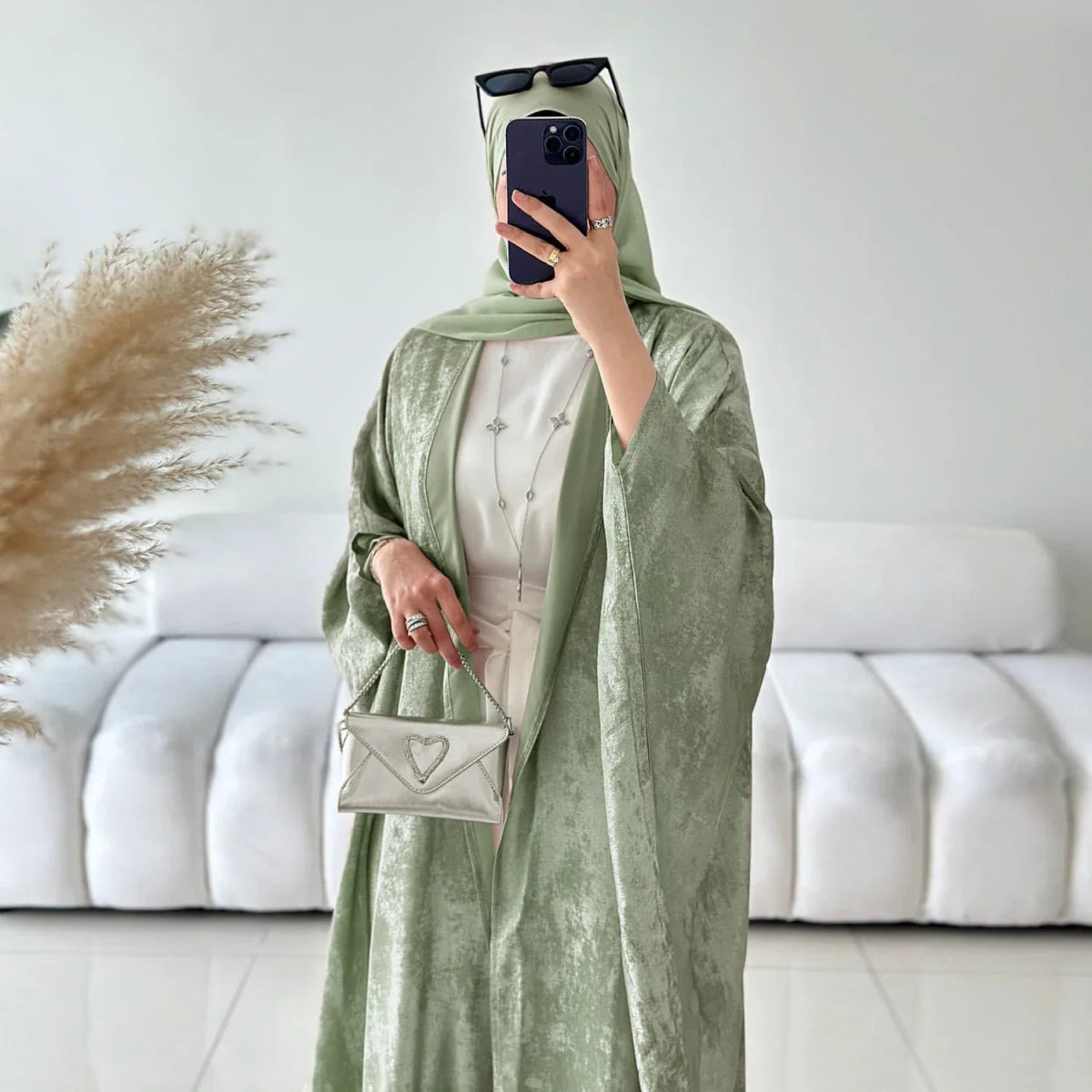 Velvet Glow Abaya - SOUL