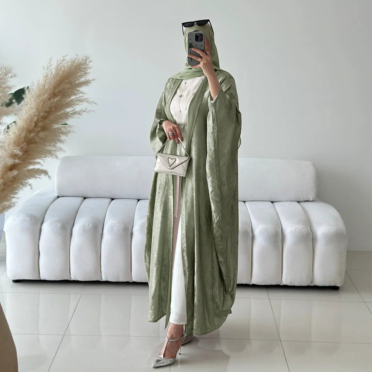 Velvet Glow Abaya - SOUL